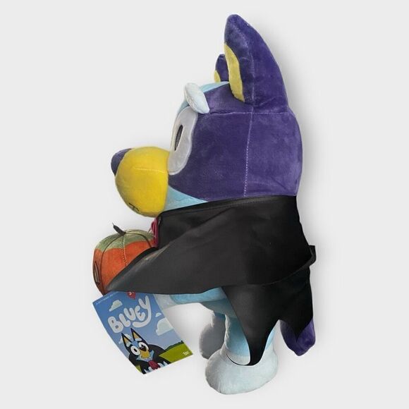 Bluey Gemmy 18.5” Greeter Halloween Vampire With Pumpkin Brand New With Tags - Picture 5 of 8